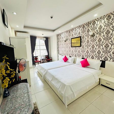 Redflower Hotel Хошимин Экстерьер фото